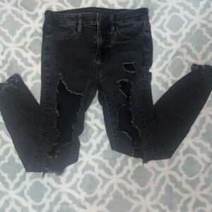 American Eagle black skinny jeans size 4